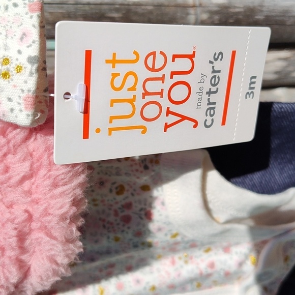 NWT Carter's infant baby faux fur 3 piece set and onsie 3 months - Picture 4 of 8